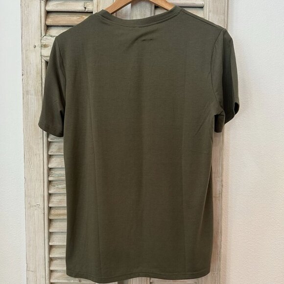 Women's Medium Moss Green Cheetah Leopard Cross Christian Casual Tee T-Shirt - Picture 3 of 3